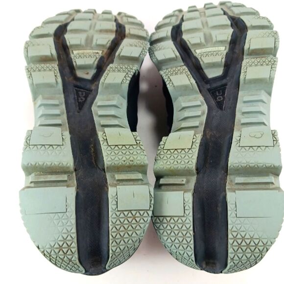 On Running Cloud Women's Size 7 Running Shoe/ Sneaker Black. - Picture 14 of 15